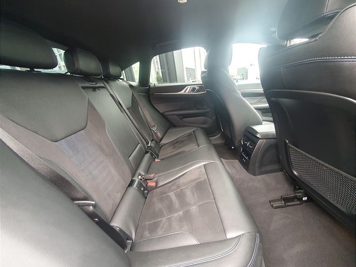 BMW i4 2024