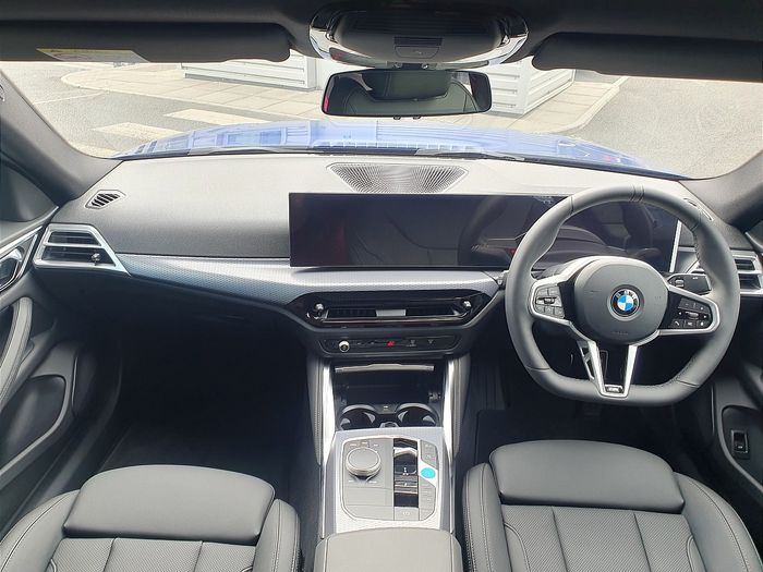 BMW i4 2026