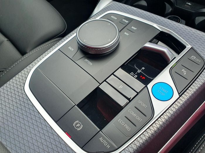 BMW i4 2026