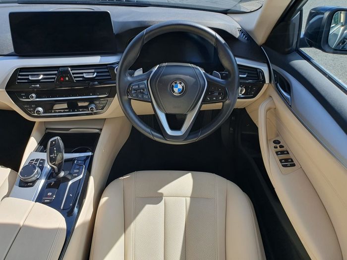 BMW 5 Series 2022