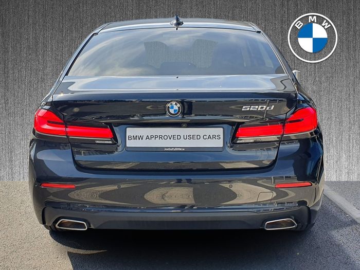 BMW 5 Series 2022