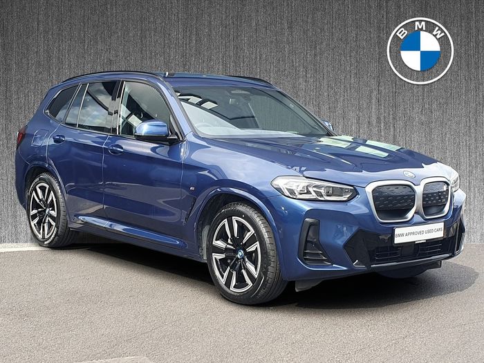 BMW iX3 2023