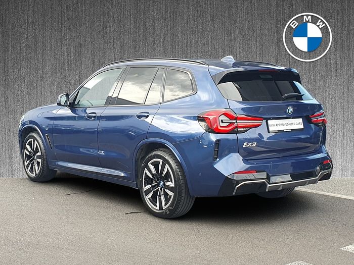 BMW iX3 2023