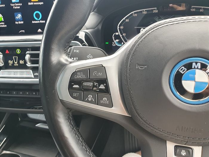 BMW iX3 2023