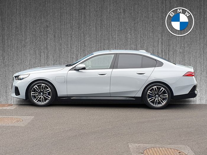 BMW 5 Series 2026