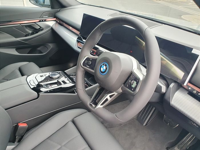BMW 5 Series 2026