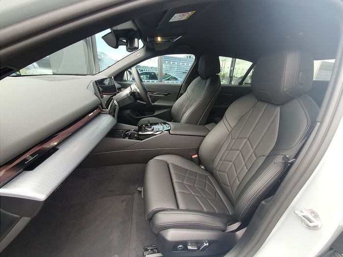 BMW 5 Series 2026