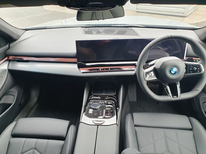 BMW 5 Series 2026
