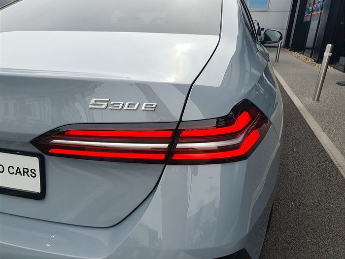 BMW 5 Series 2026