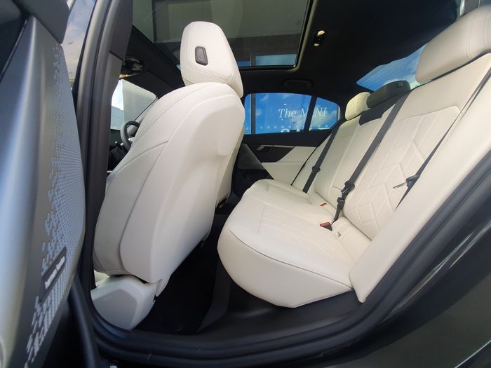BMW 5 Series 2026