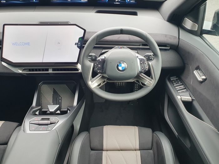 BMW iX3 2026