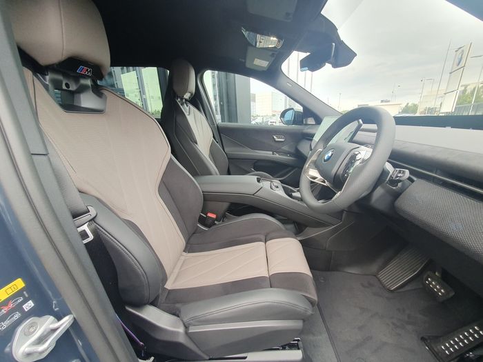 BMW iX3 2026
