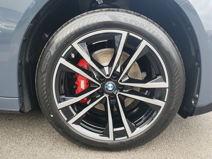 BMW iX3 2026