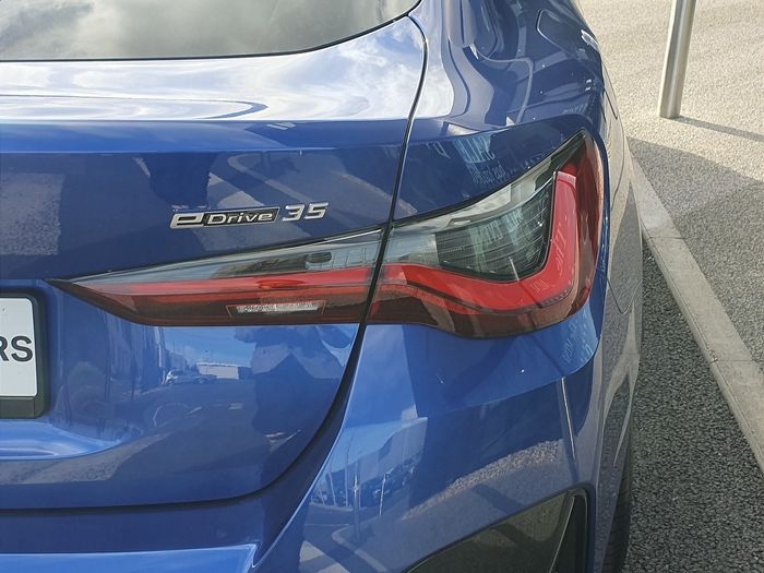 BMW i4 2026