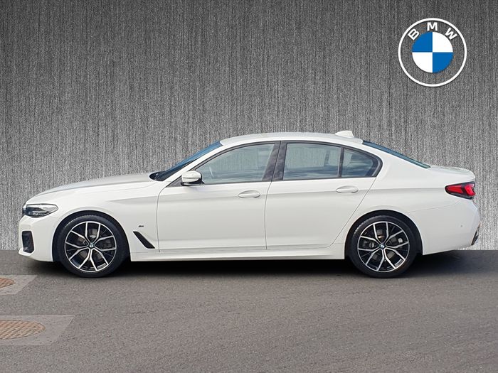 BMW 5 Series 2022