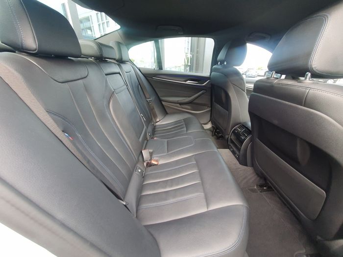 BMW 5 Series 2022
