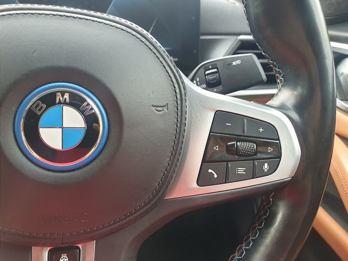 BMW i4 2023