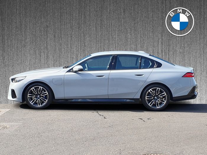 BMW 5 Series 2026