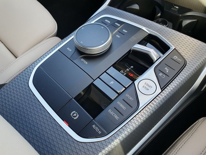 BMW 3 Series 2026