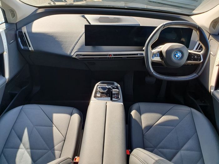 BMW IX 2023