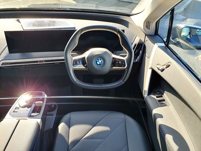 BMW IX 2023