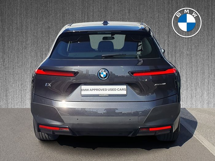 BMW IX 2023