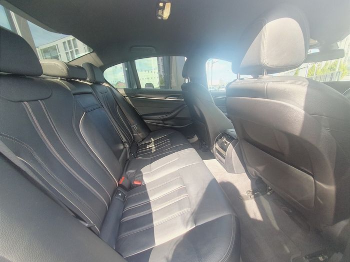 BMW 5 Series 2023