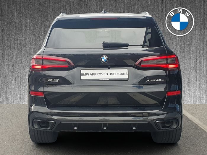 BMW X5 2021