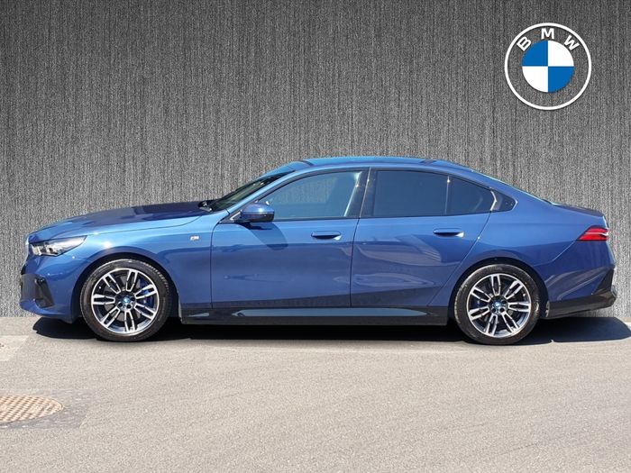 BMW i5 2024