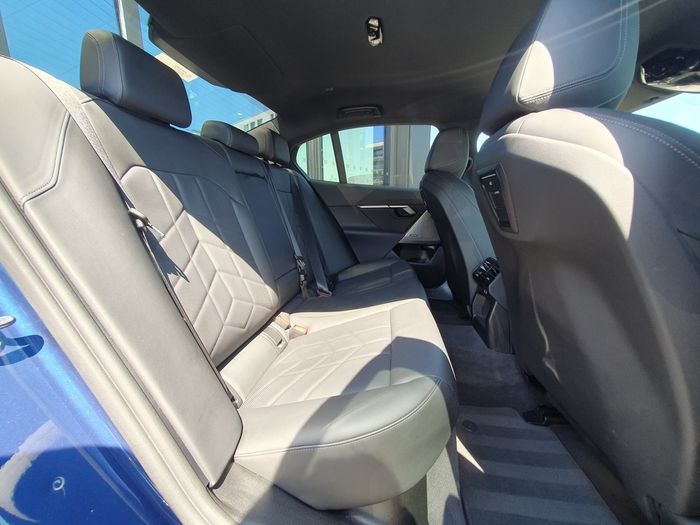 BMW i5 2024