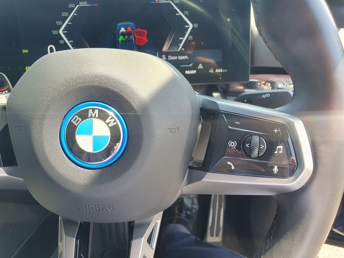 BMW i5 2024