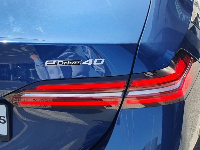 BMW i5 2024