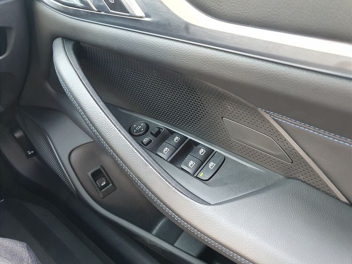 BMW i4 2024