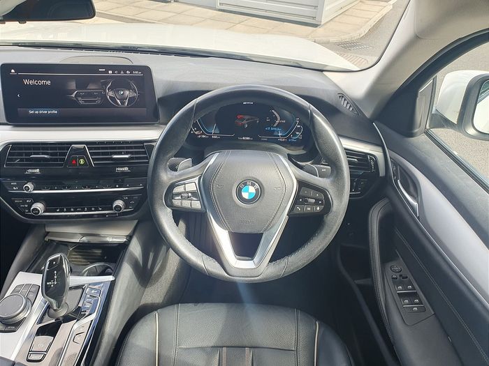 BMW 5 Series 2021