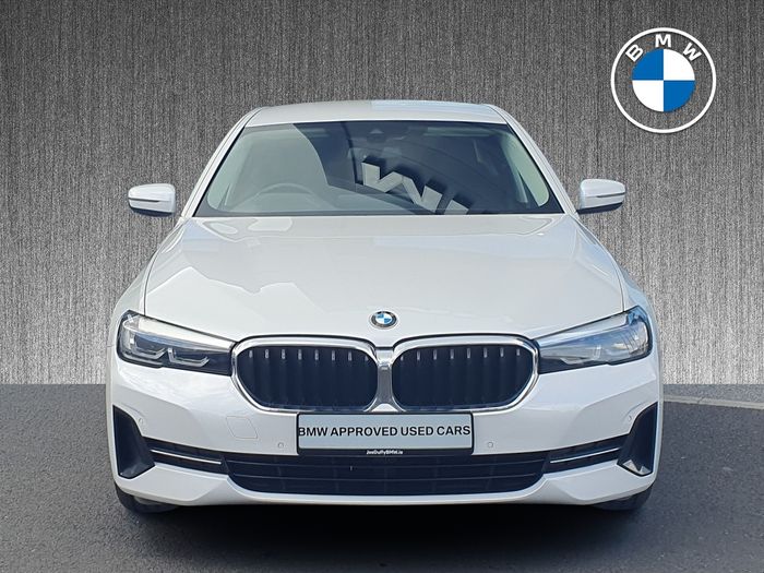 BMW 5 Series 2021