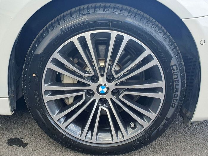 BMW 5 Series 2021