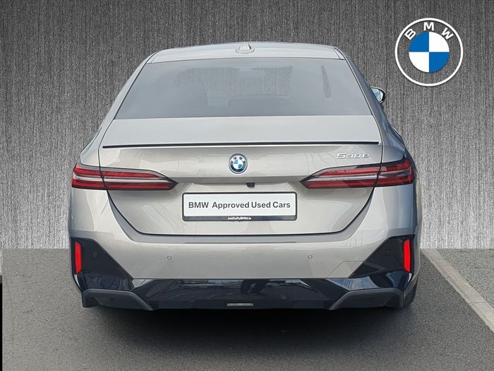 BMW 5 Series 2025