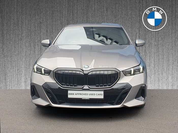 BMW 5 Series 2025