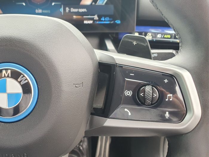 BMW 5 Series 2025