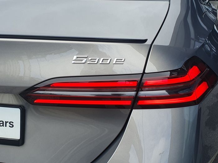BMW 5 Series 2025