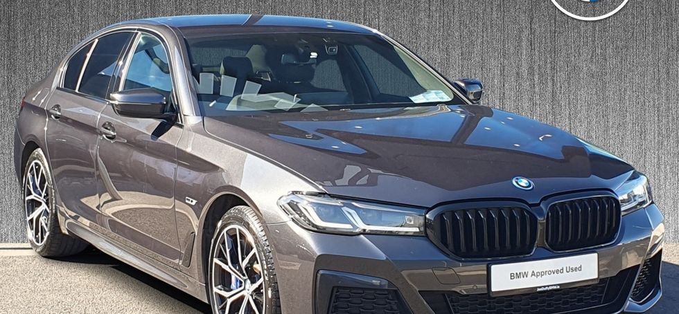BMW 5 Series 2023