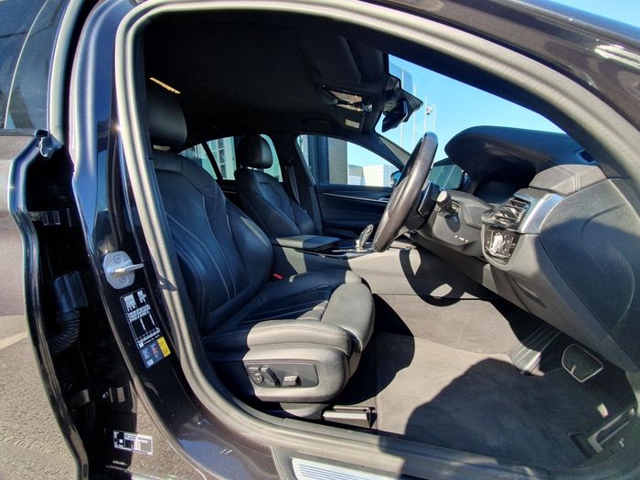 BMW 5 Series 2023
