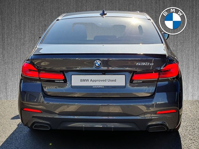 BMW 5 Series 2023
