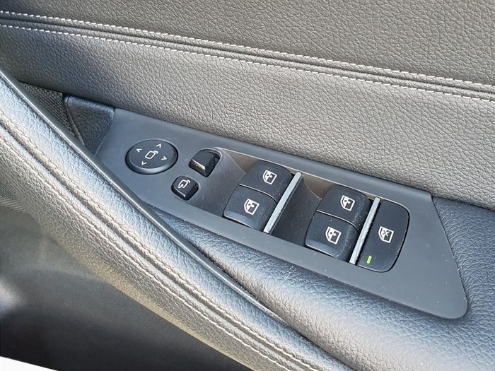 BMW 5 Series 2023