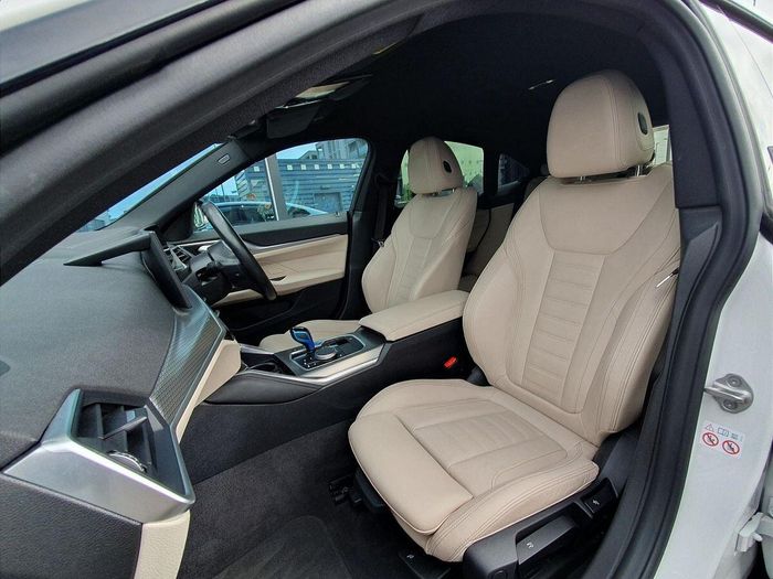 BMW i4 2022