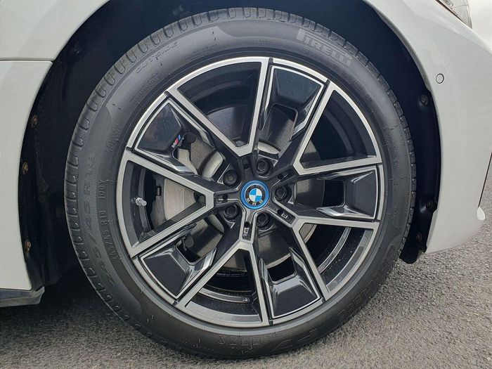 BMW i4 2022