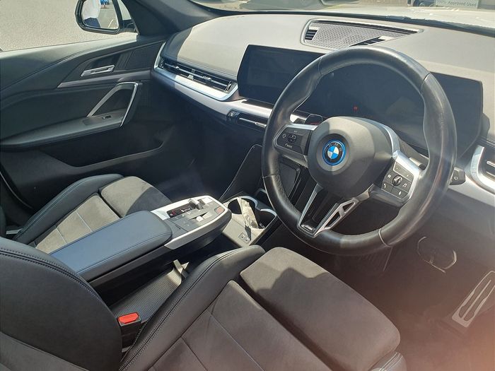 BMW iX1 2023