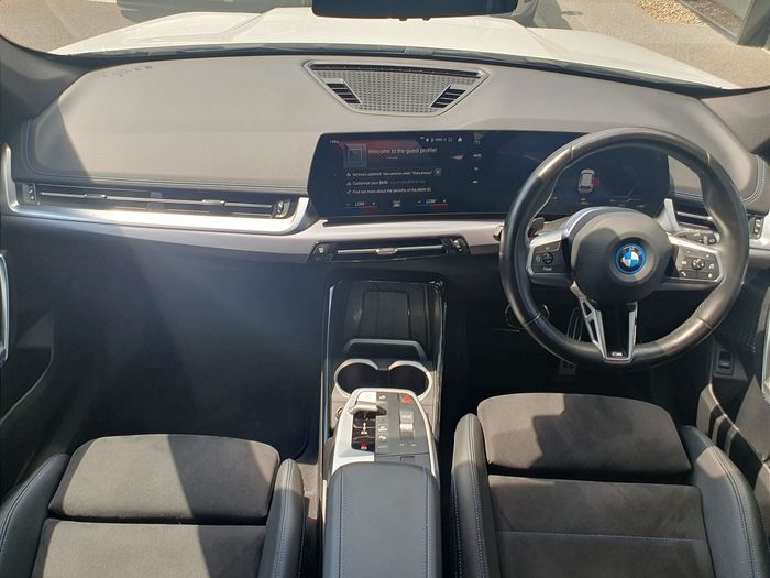 BMW iX1 2023