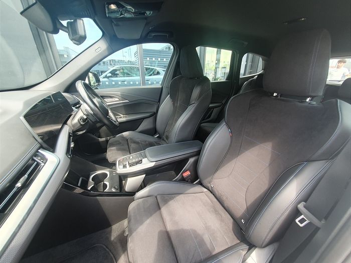 BMW iX1 2023