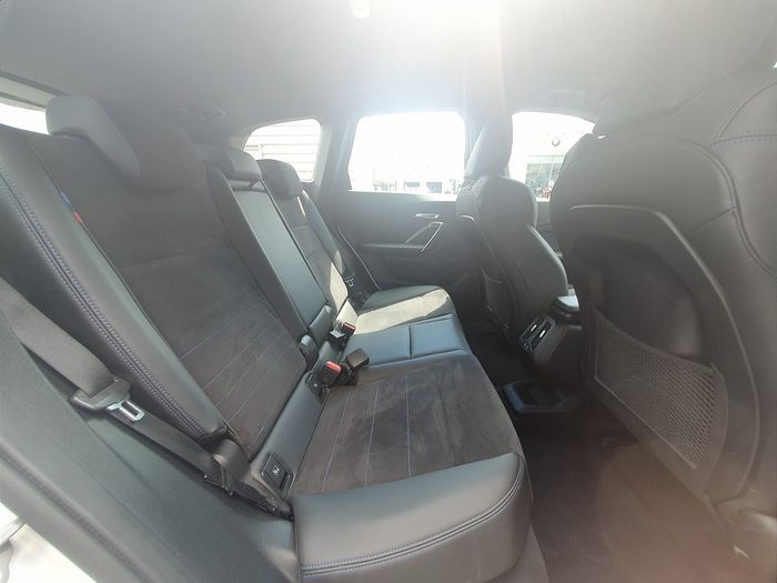 BMW iX1 2023